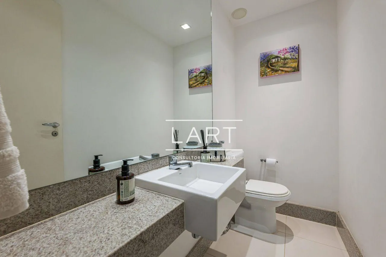 4-bedroom apartment with gas open-plan kitchen and 233 m² — photo 14