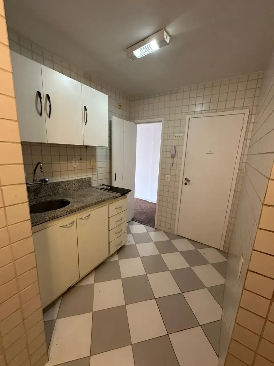 Rental apartment with 65 m², 2 bedrooms and 2 baths — photo 2