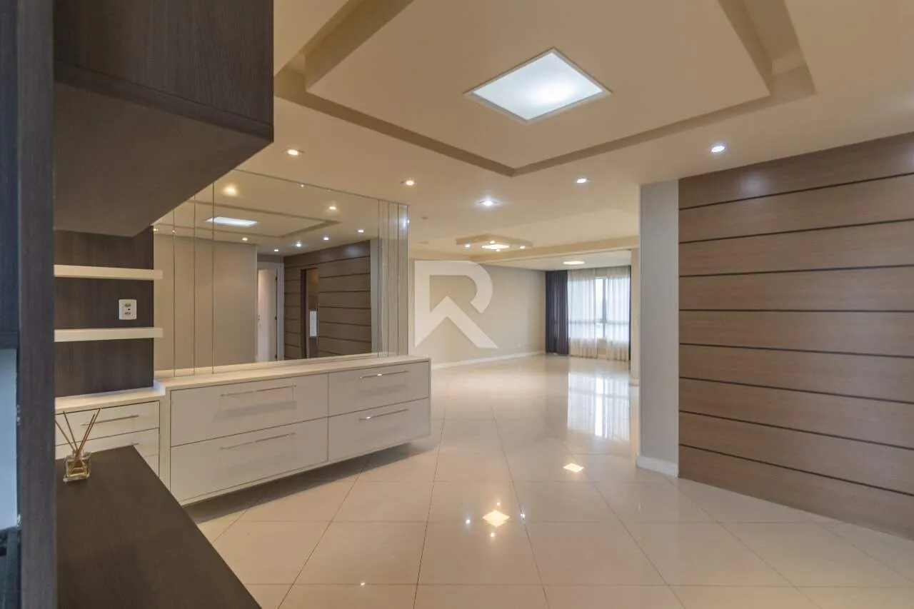 Apartment, 180 m², with floor-to-ceiling windows — photo 21