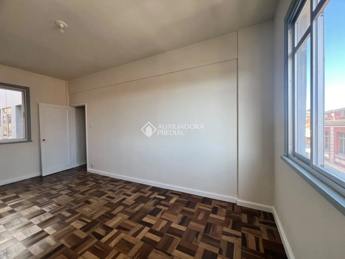 2-bedroom apartment with 2 bathrooms and 59 m² — photo 15
