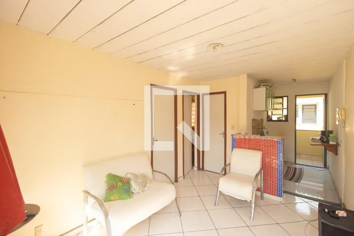 2-bedroom apartment with 1 bathroom and parking — photo 9