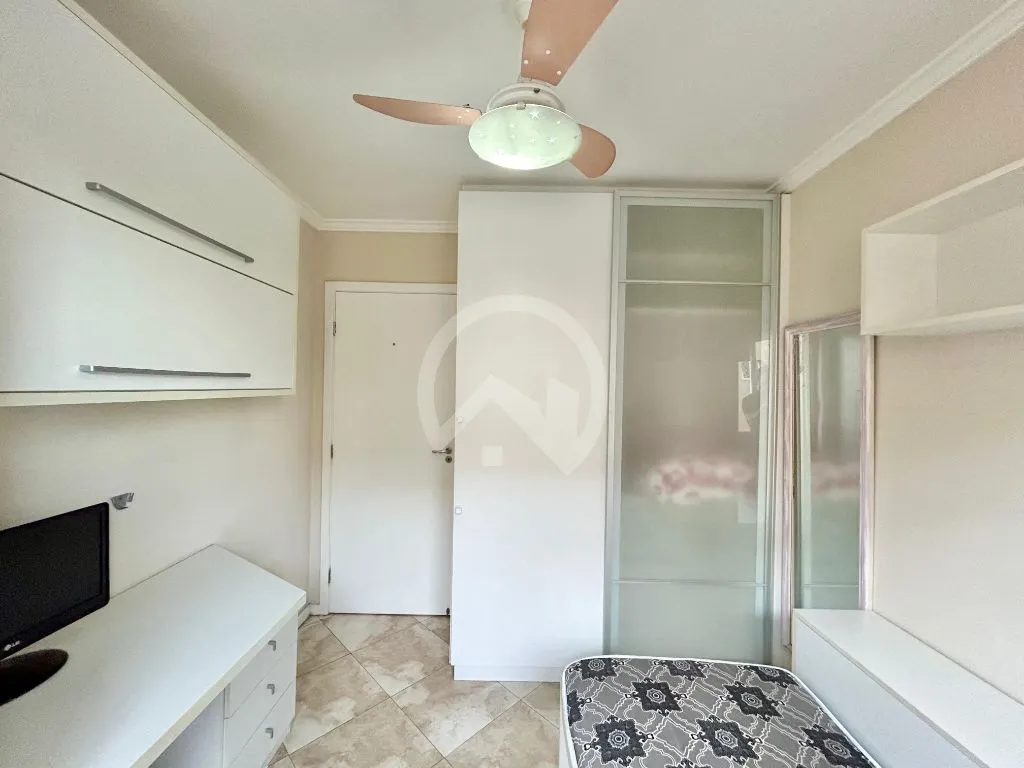 Квартира 67 м² з балконом із грилем та заскленим балконом — photo 15