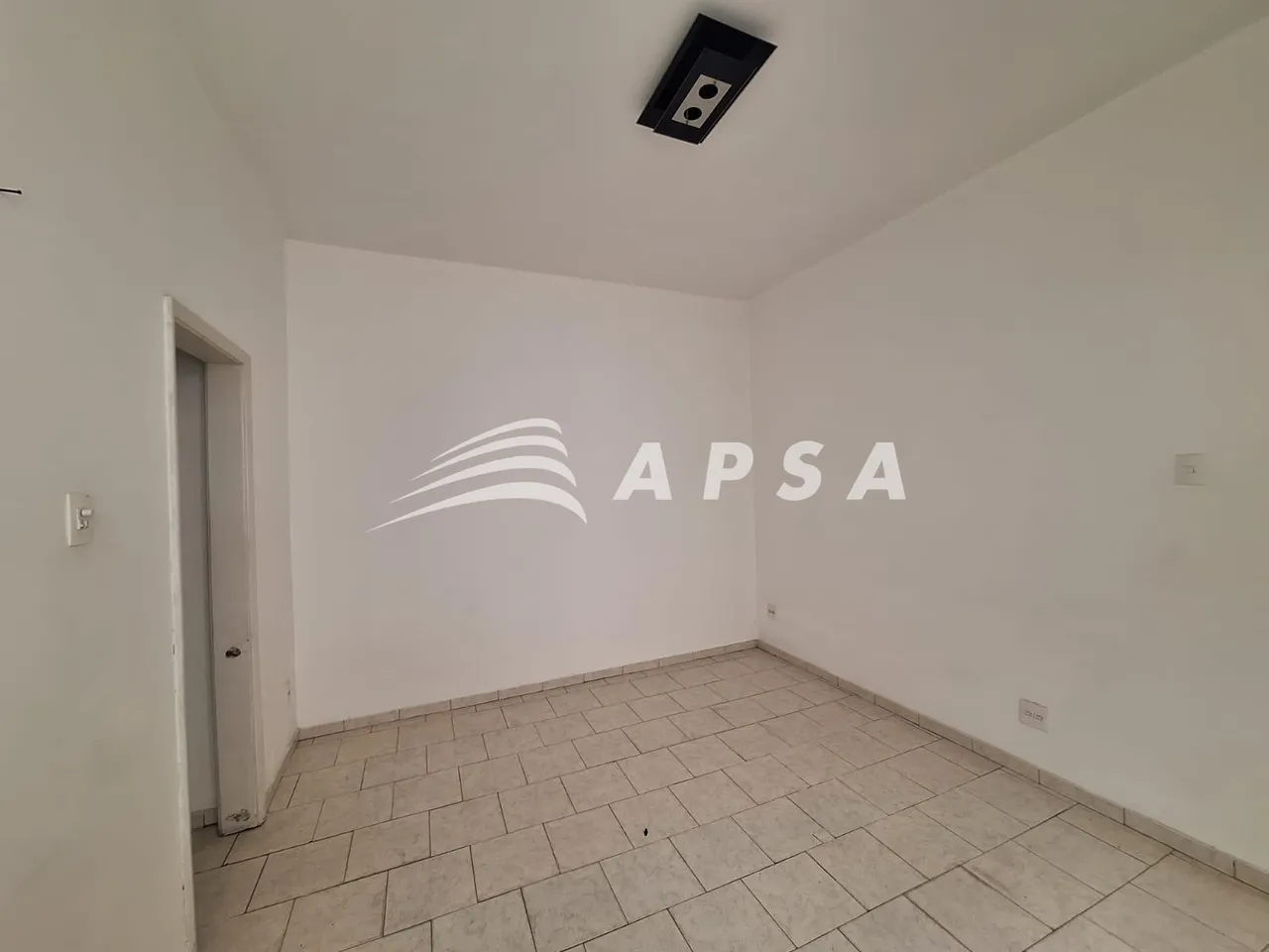 Unfurnished 2-bedroom apartment with 2 bathrooms, no parking — photo 17