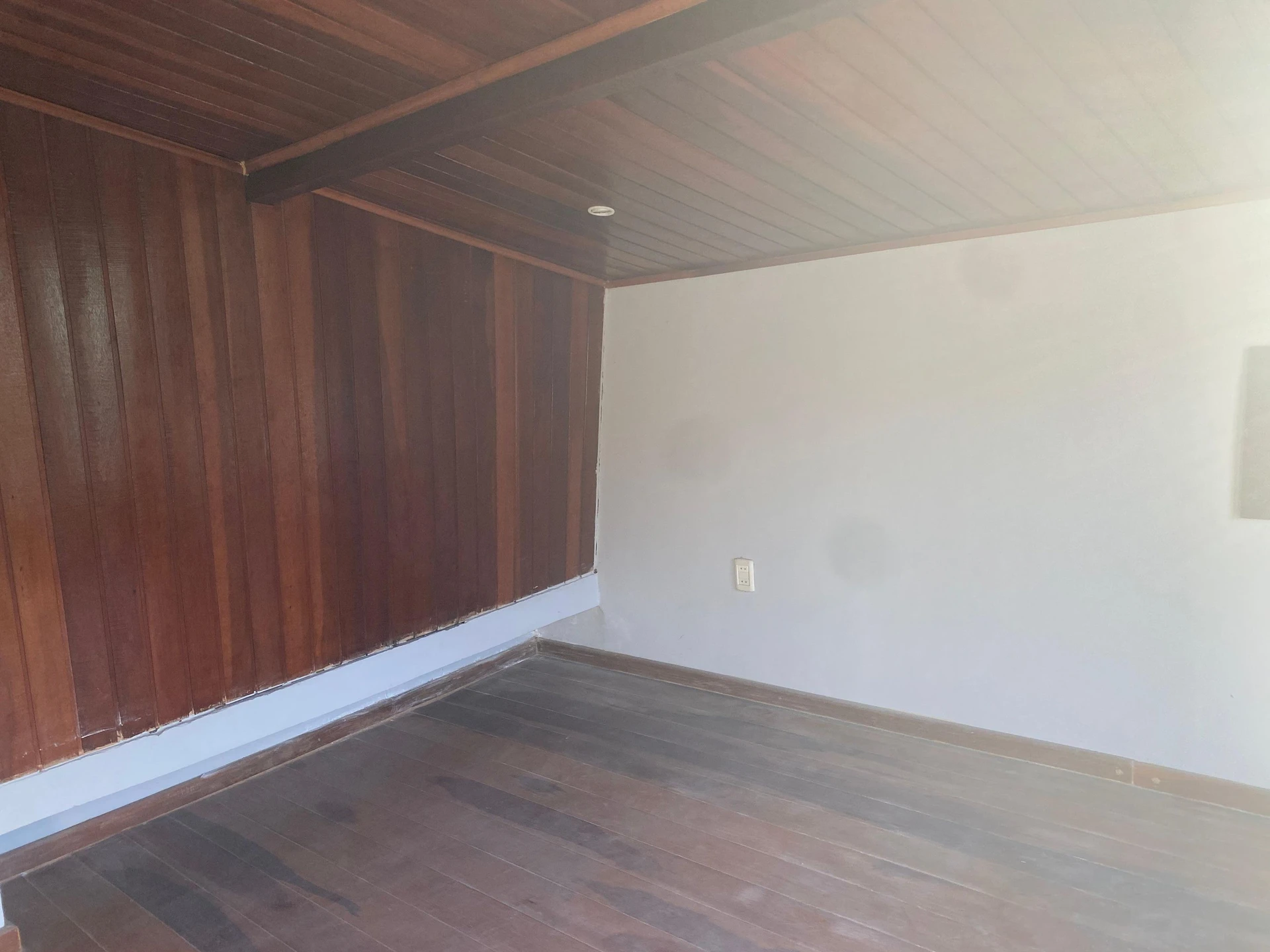 House with 6 bedrooms, 4 bathrooms and 3 parking spots — photo 13