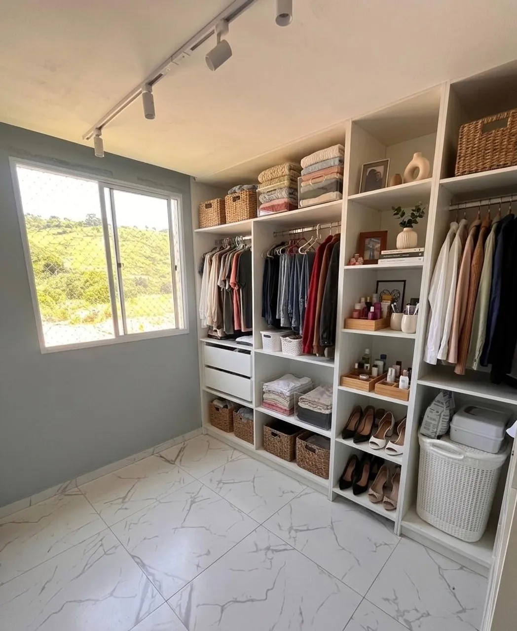 2-bedroom apartment with a walk-in closet in Rio de Janeiro — photo 7
