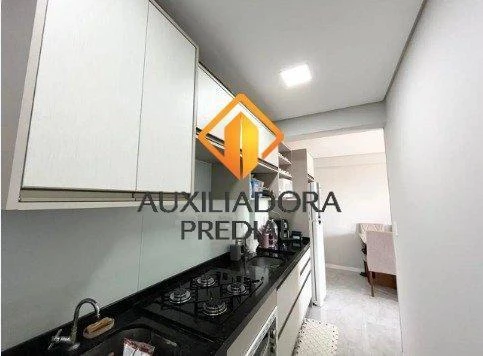 Furnished 1-bedroom apartment with open-plan kitchen — photo 7