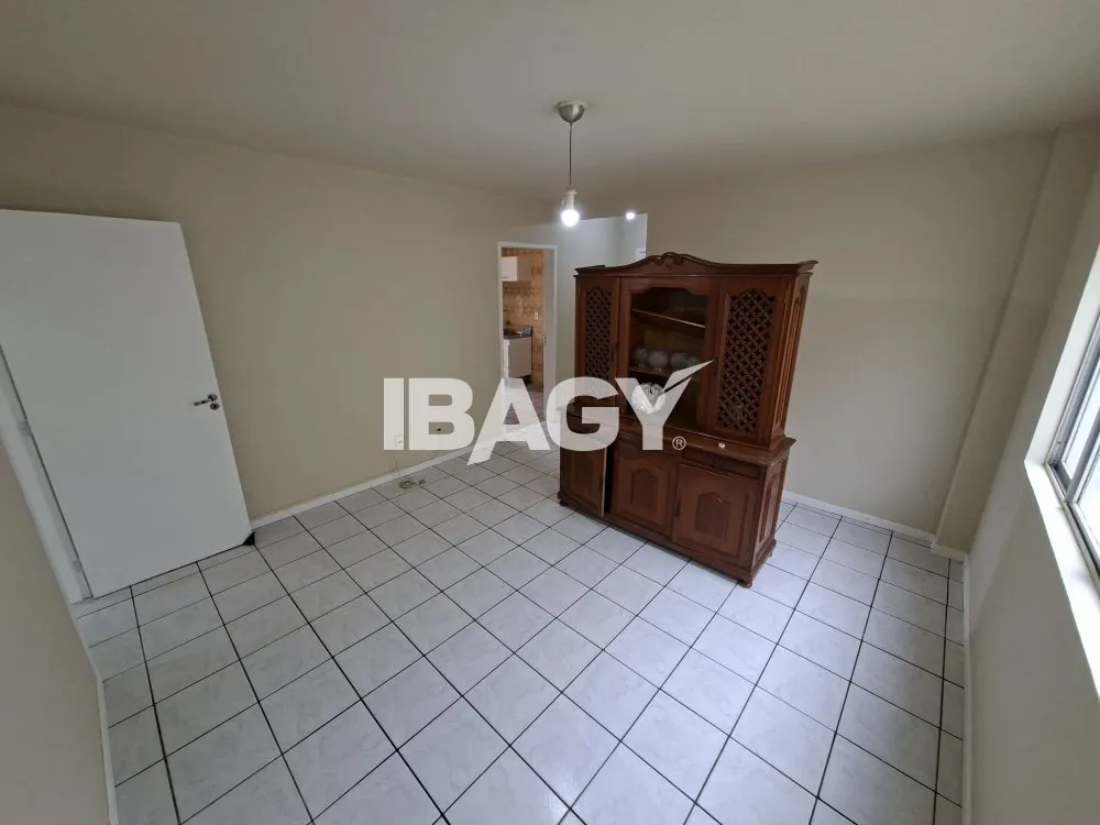 67 m² apartment with 3 bedrooms and 2 bathrooms — photo 3