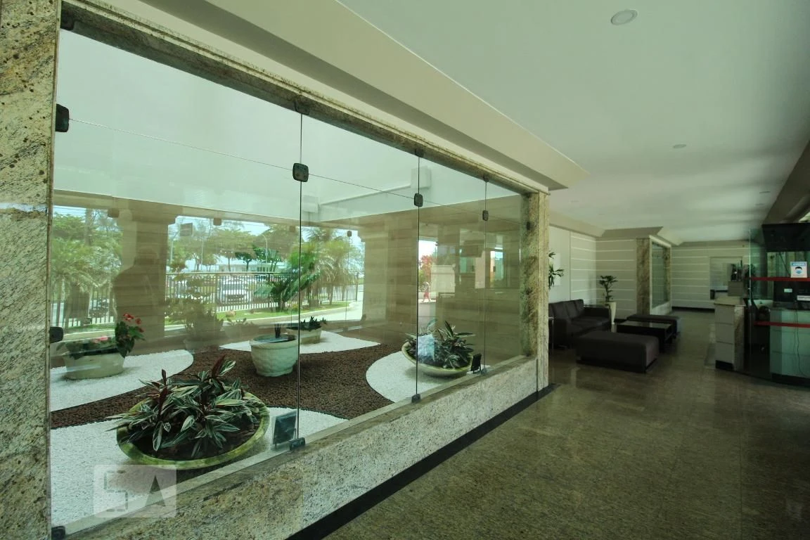 2-bedroom apartment with balcony and 2 parking spots — photo 3