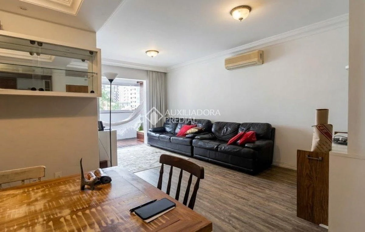 3-bedroom apartment with a washing machine — photo 7