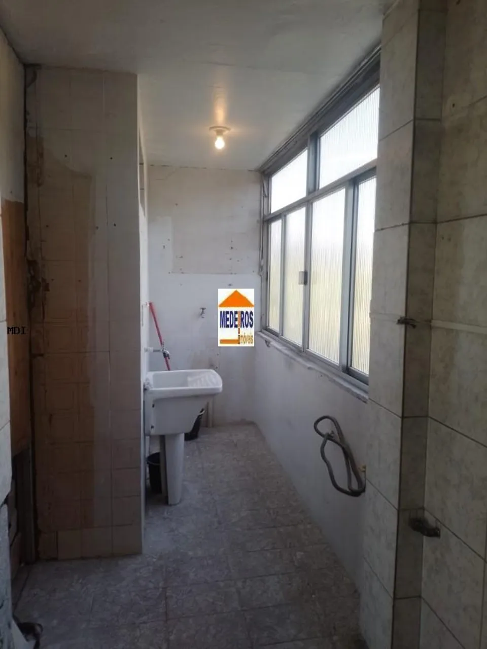 Unfurnished apartment with 2 bedrooms, 1 bathroom, 1 parking — photo 19