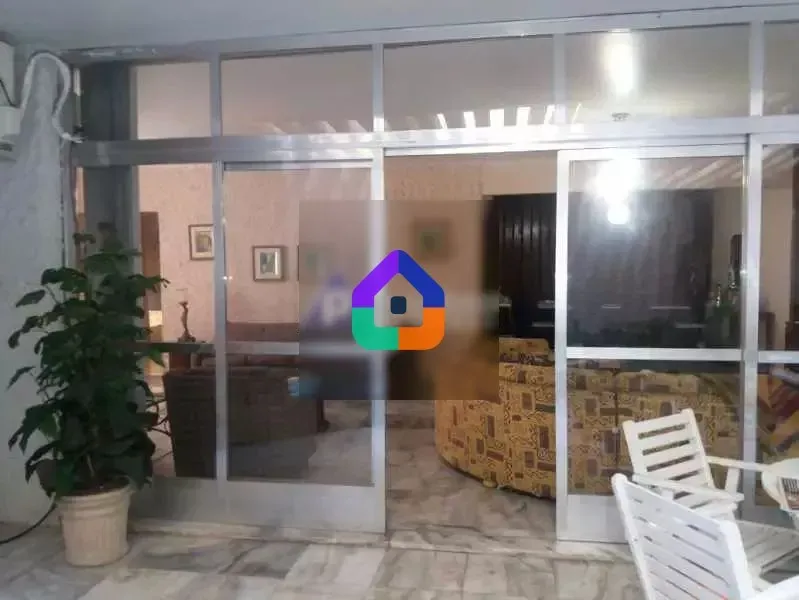 Casa com 4 quartos e 5 banheiros com ar-condicionado — photo 19