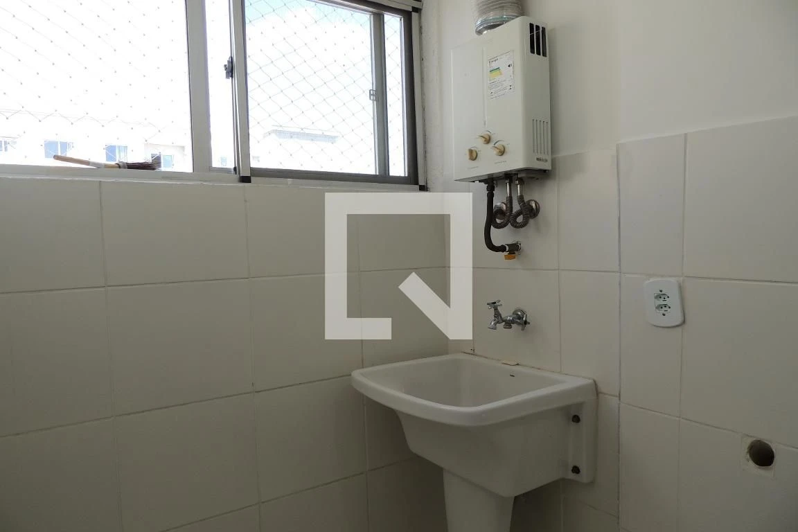 2-bedroom apartment in a building with a sauna — photo 40