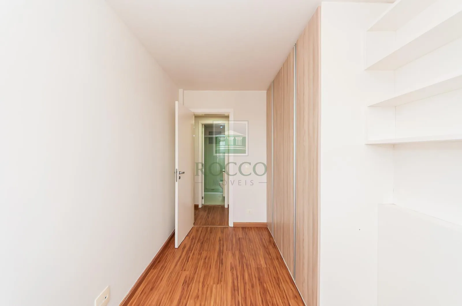 Рабочее место и 2 спальни: квартира 65 м² — photo 40