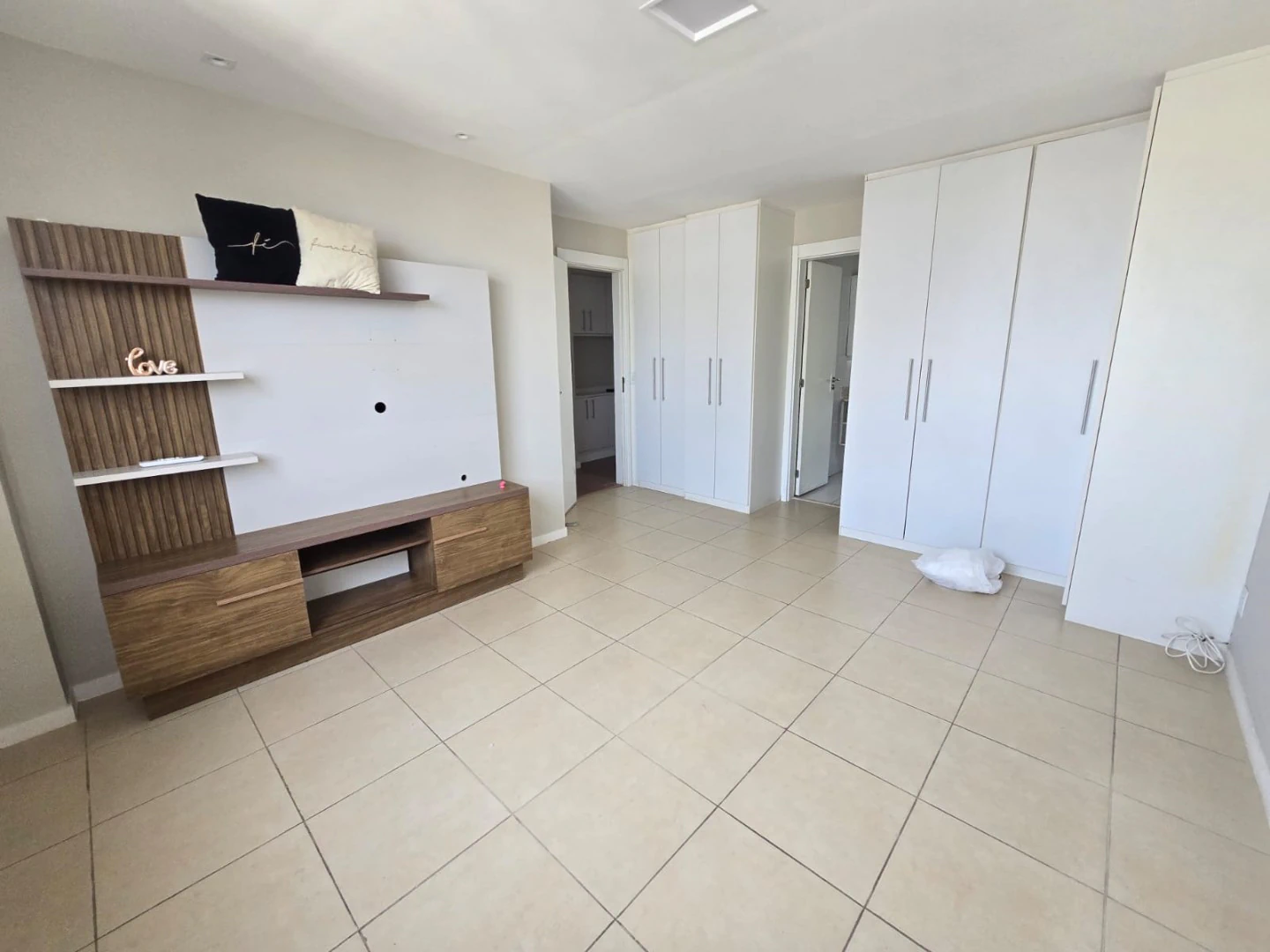 169 m² apartment with 4 en-suite rooms and private BBQ — photo 7