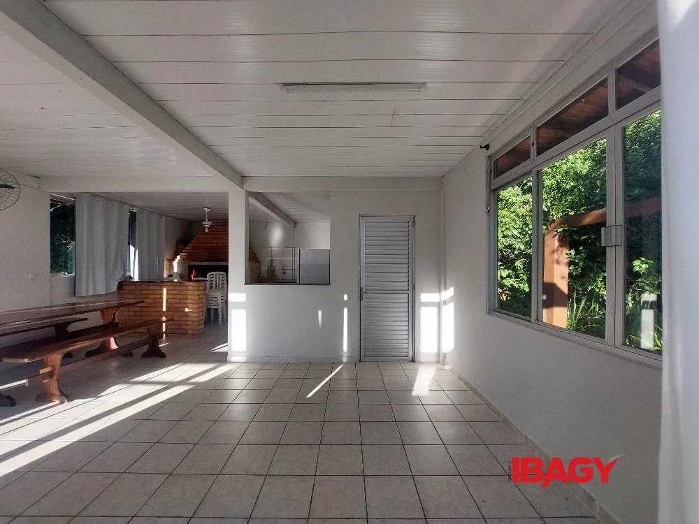 Washing machine in a one-bedroom apartment, 44 m² — photo 3