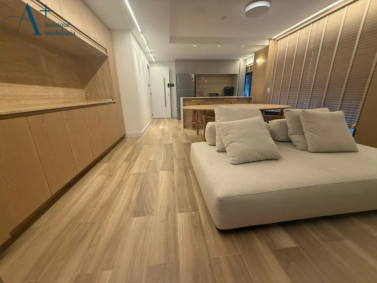 Furnished apartment with open-plan kitchen and 2 bedrooms — photo 13
