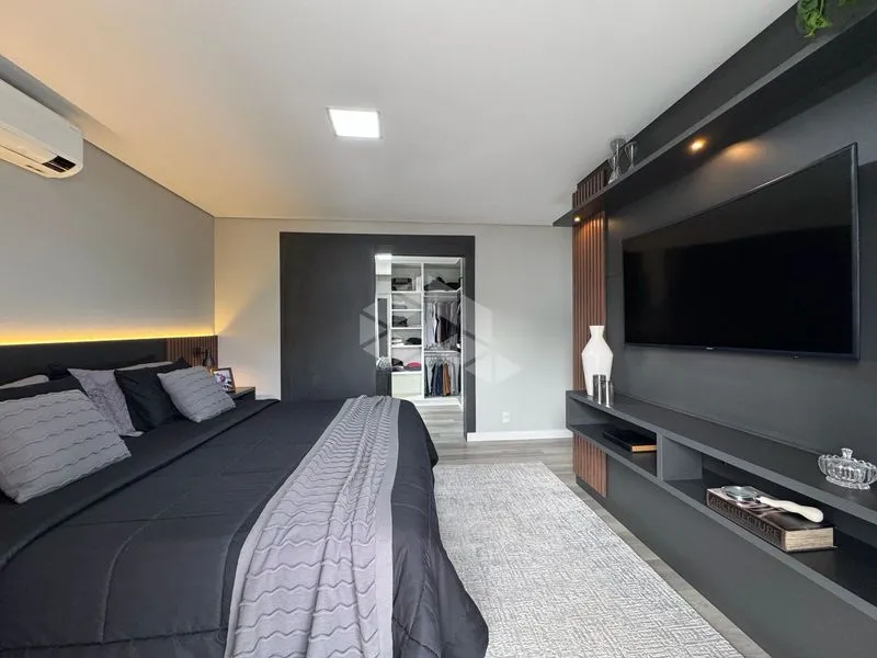 Furnished house with 4 en-suite bedrooms and private garden — photo 18
