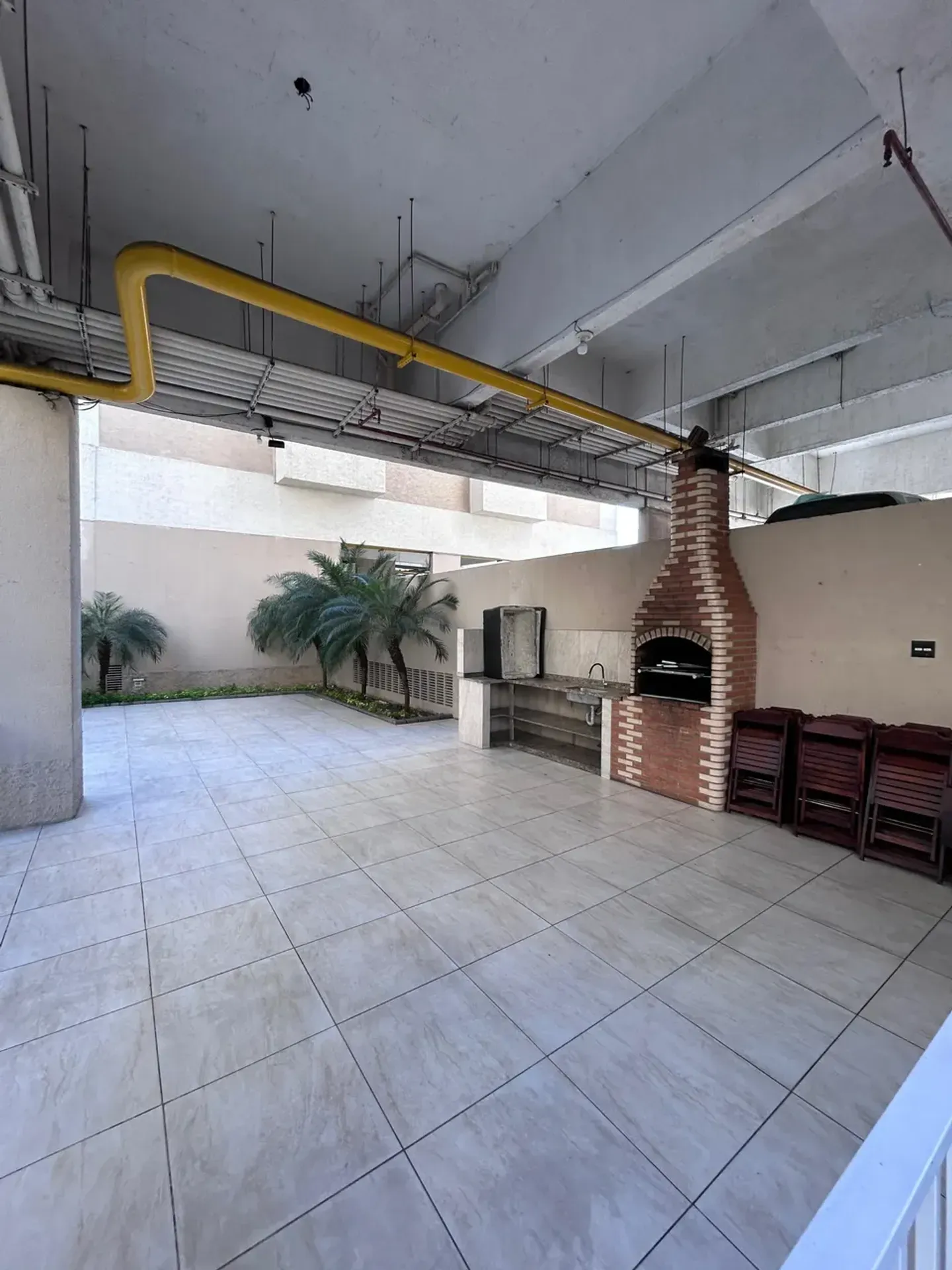 Apartamento de 3 quartos com cozinha americana e varanda — photo 32