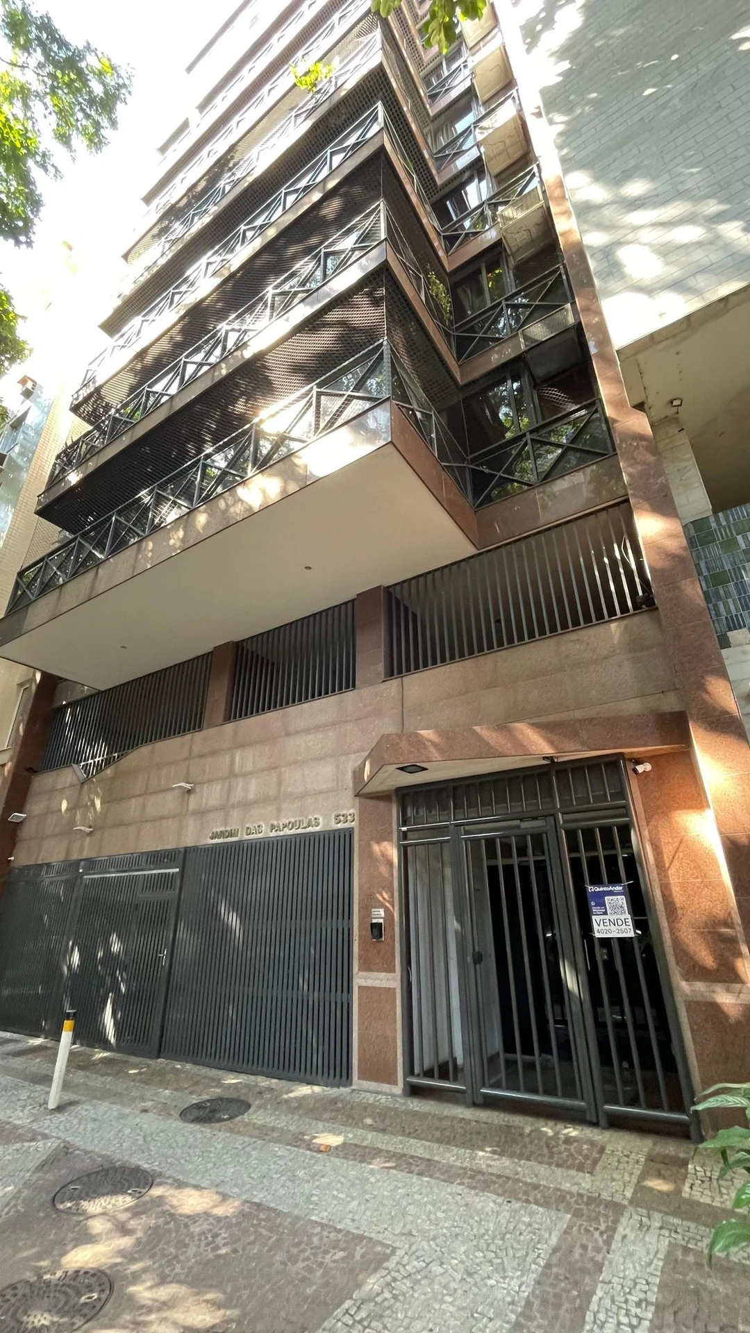 Apartamento mobiliado com 4 quartos e 2 vagas — photo 80