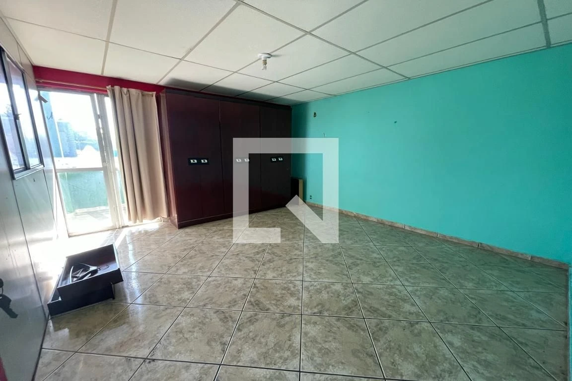 Casa para alugar com 4 quartos, varanda e quintal — photo 44
