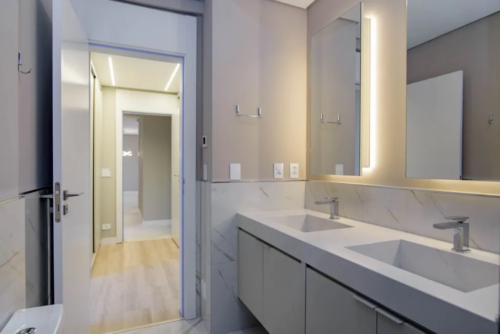 Rental apartment with 2 en-suite bedrooms and 125 m² — photo 100