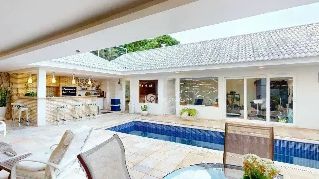 House with 5 bedrooms and 5 bathrooms, 500 m² — photo 35