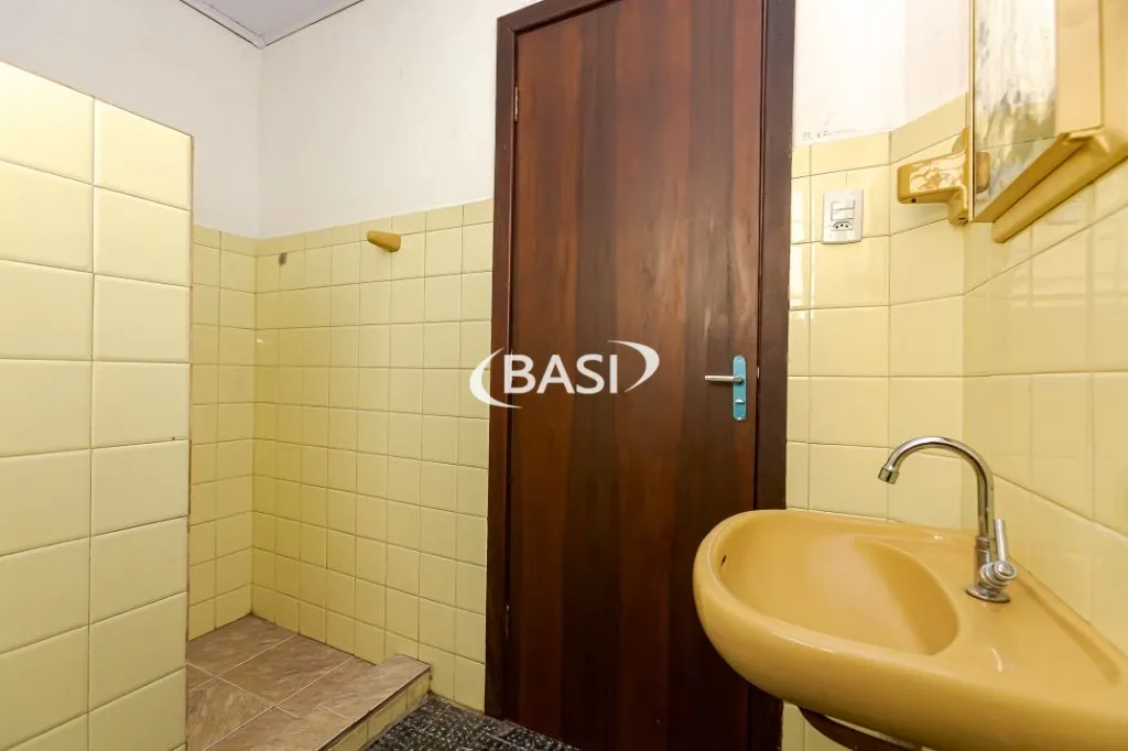 Unfurnished house with 4 bedrooms and 3 bathrooms — photo 84