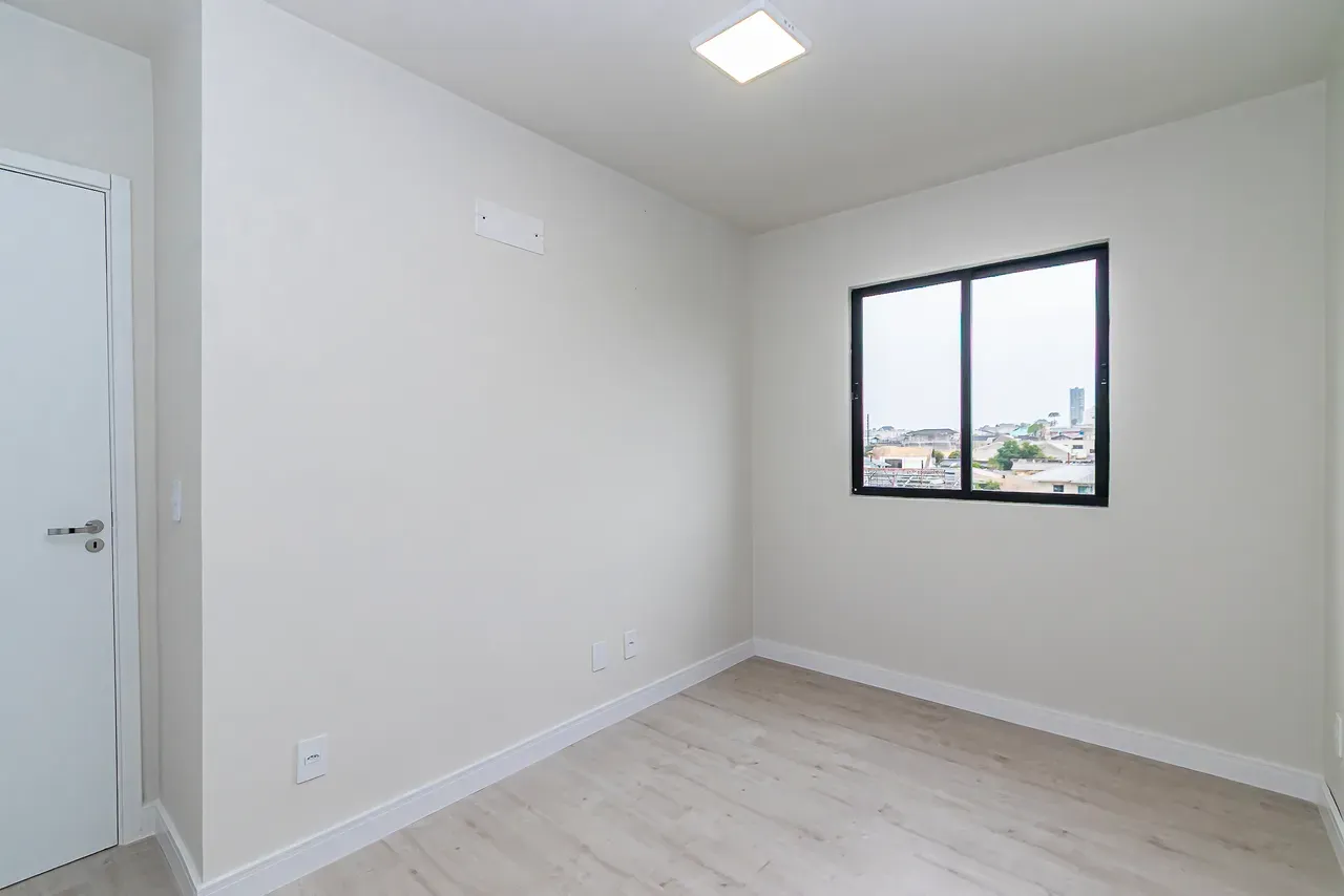 Apartment on the 3rd floor with a park view — photo 11