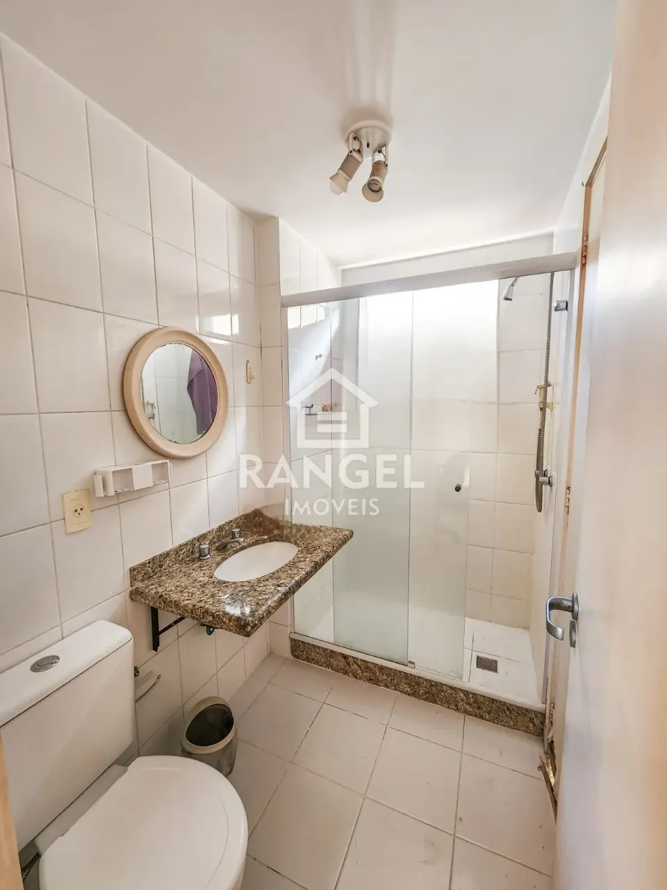 Casa com 5 quartos e 5 banheiros, em condomínio fechado — photo 4