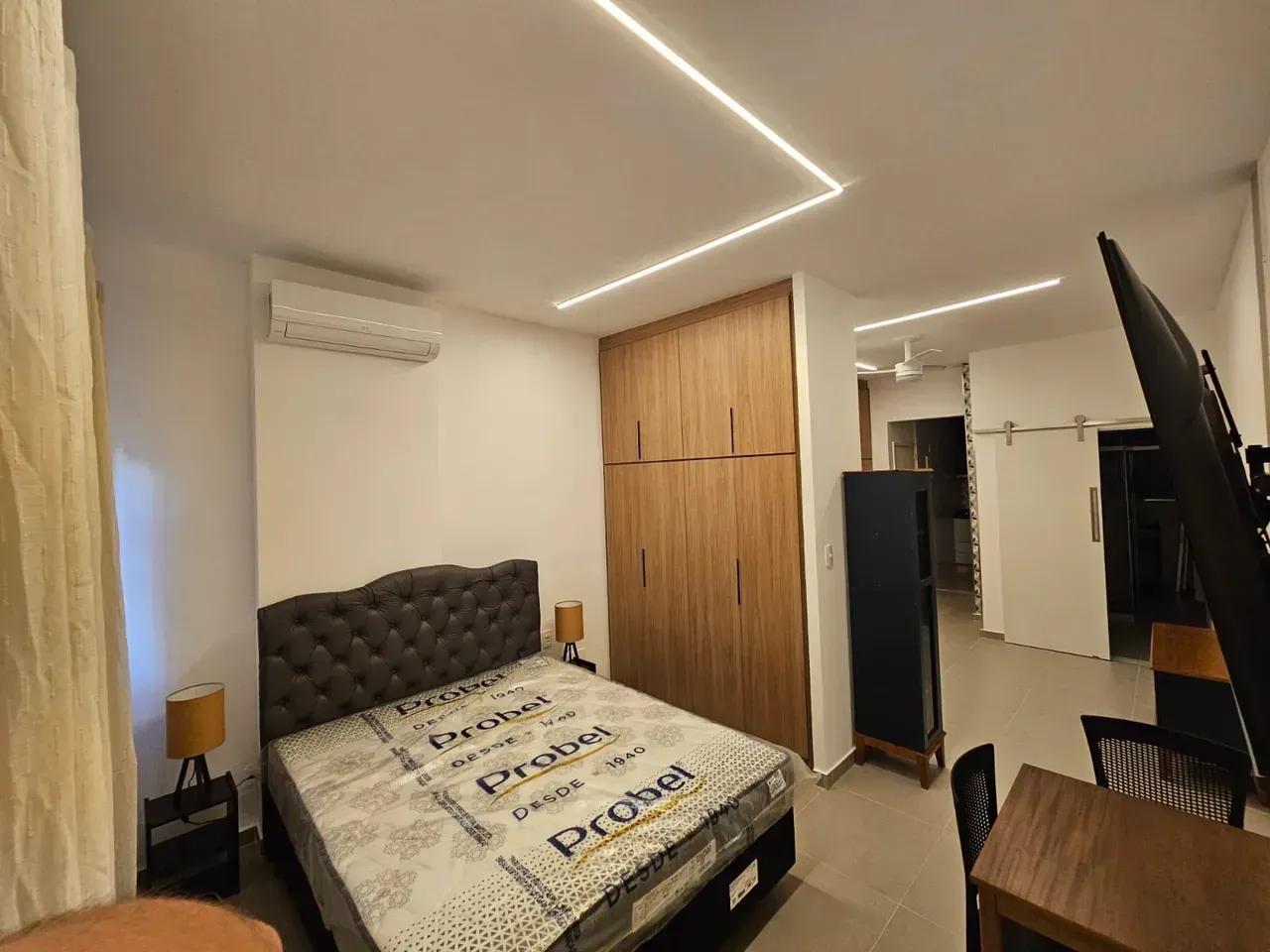 Furnished apartment with air conditioning and 1 bedroom — photo 10
