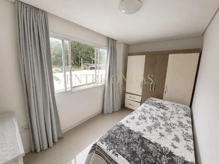 465 m² house with 4 bedrooms and 7 bathrooms — photo 6