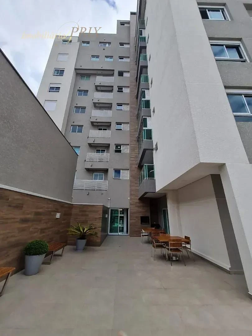 Glass-enclosed balcony in a 2-bedroom apartment, 76 m² — photo 27