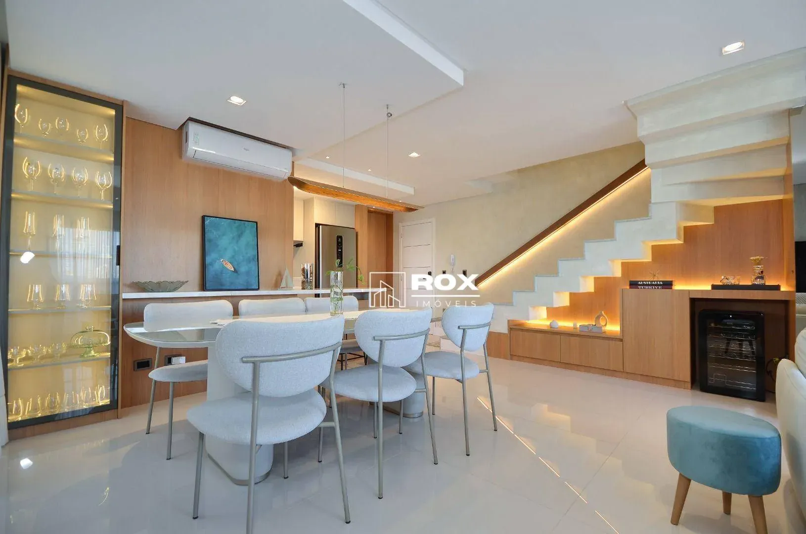 Furnished apartment with 3 bedrooms and private BBQ