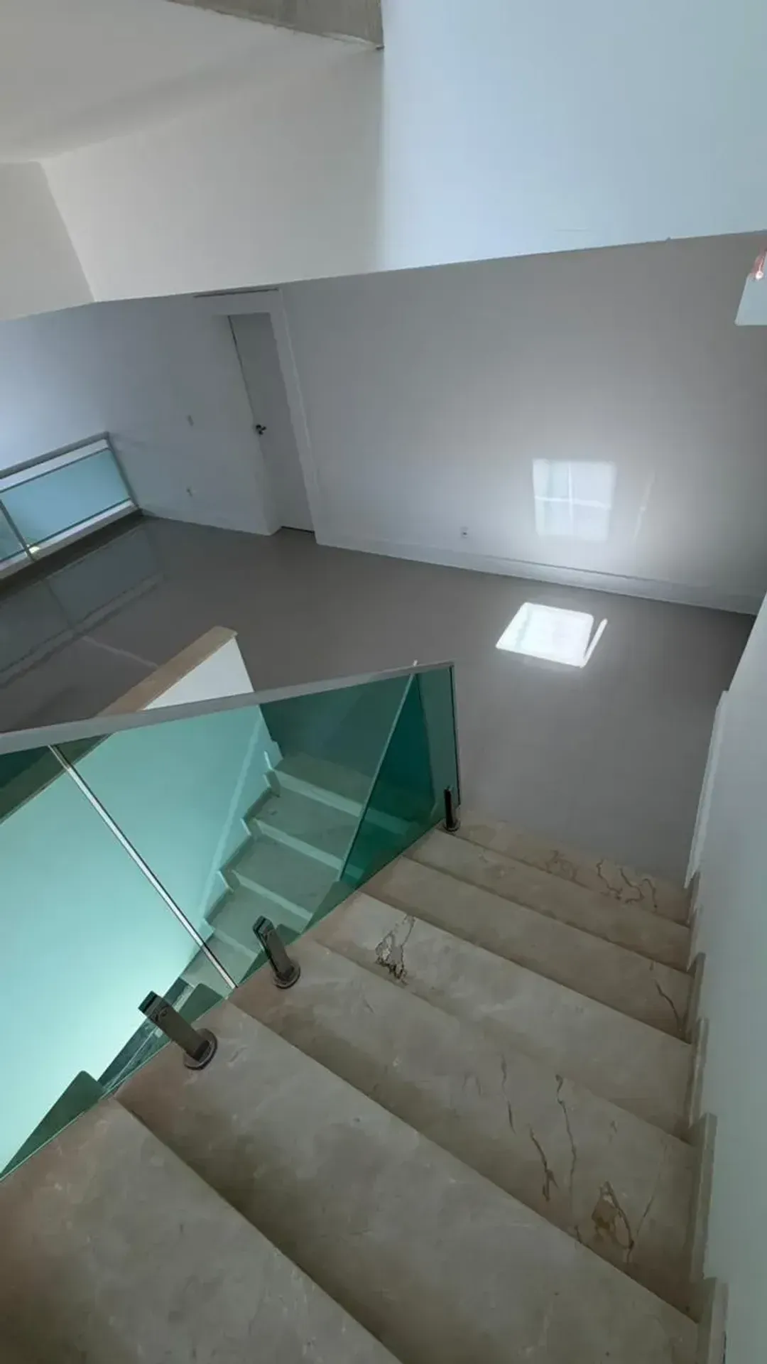 House with 5 bedrooms and 5 bathrooms, mountain view — photo 21