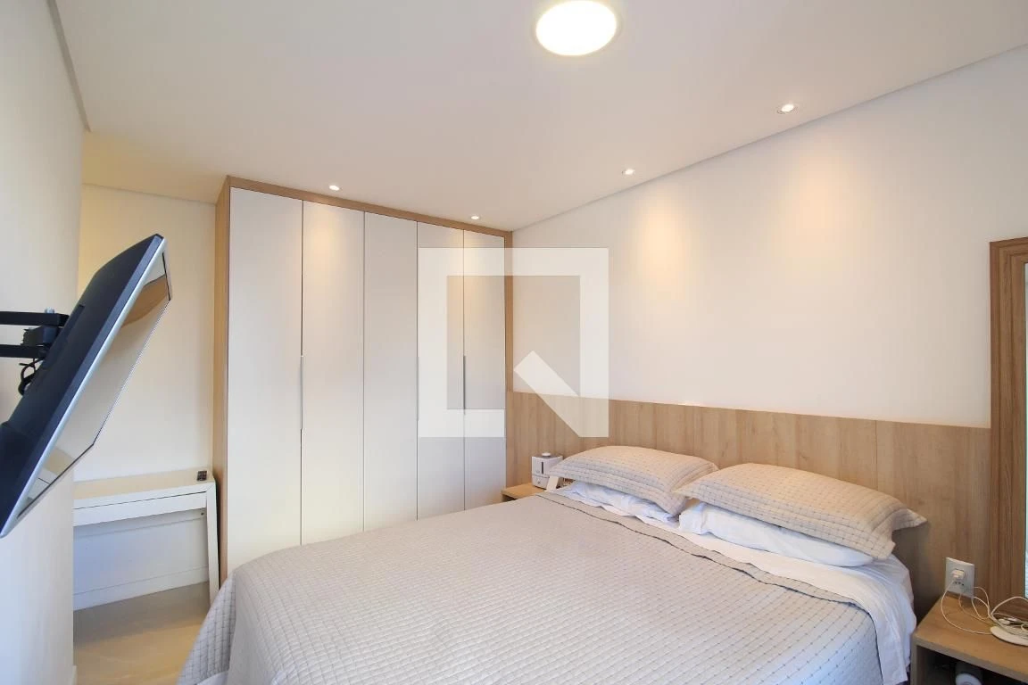 Собственный бассейн и 2 спальни: квартира 64 м² — photo 64