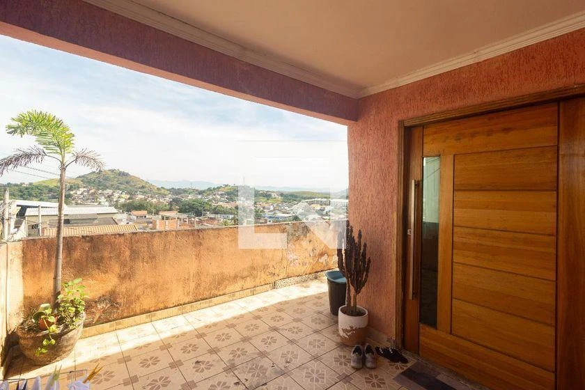 Casa mobiliada com 2 quartos, 1 banheiro e 80 m² — photo 35