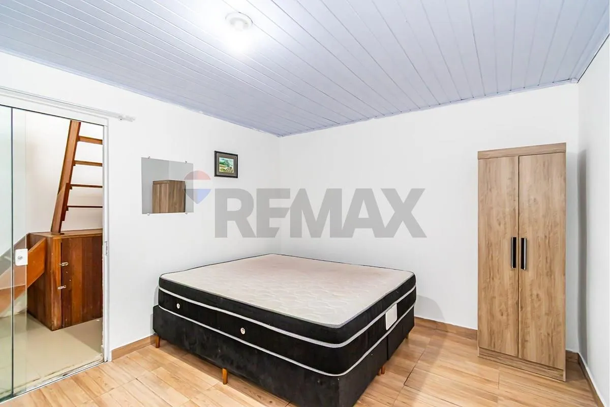 Furnished house with 7 bedrooms and 5 bathrooms — photo 22