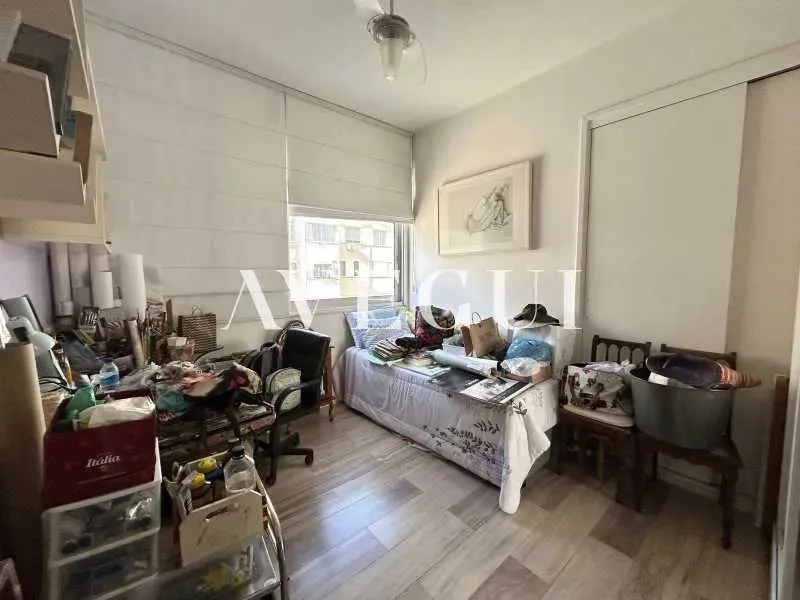 Residential apartment with 4 bedrooms and 4 bathrooms — photo 4