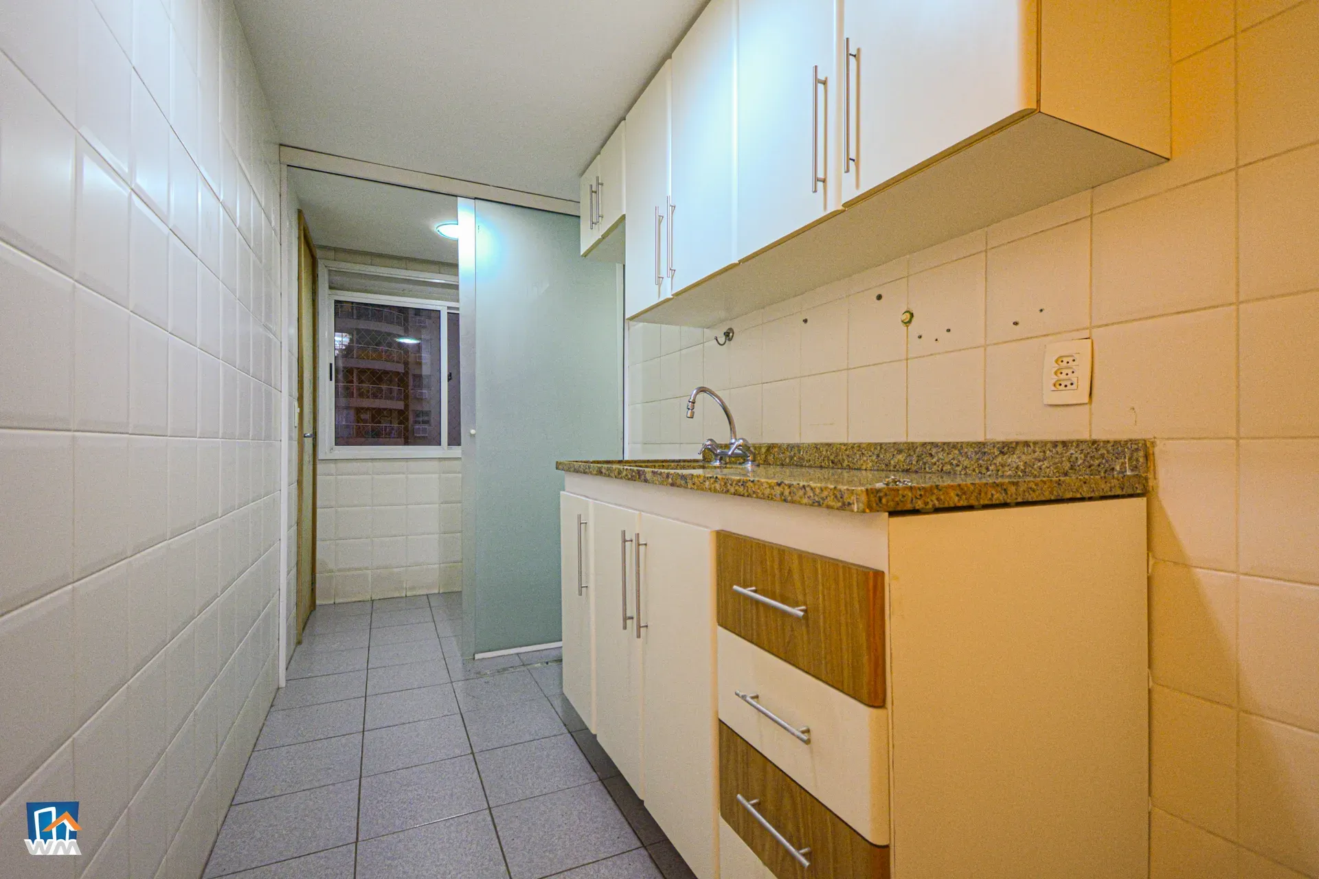 Duplex apartment of 93 m² with laundry area — photo 7