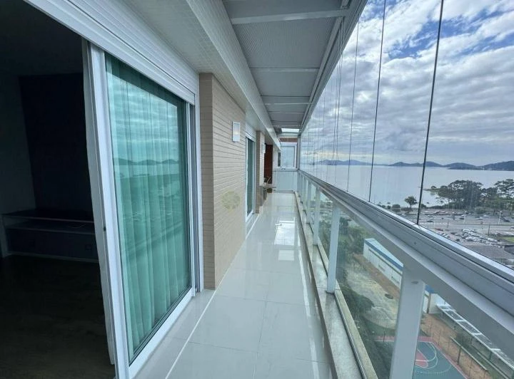 289 m² apartment with 3 en-suite bedrooms and parking — photo 8