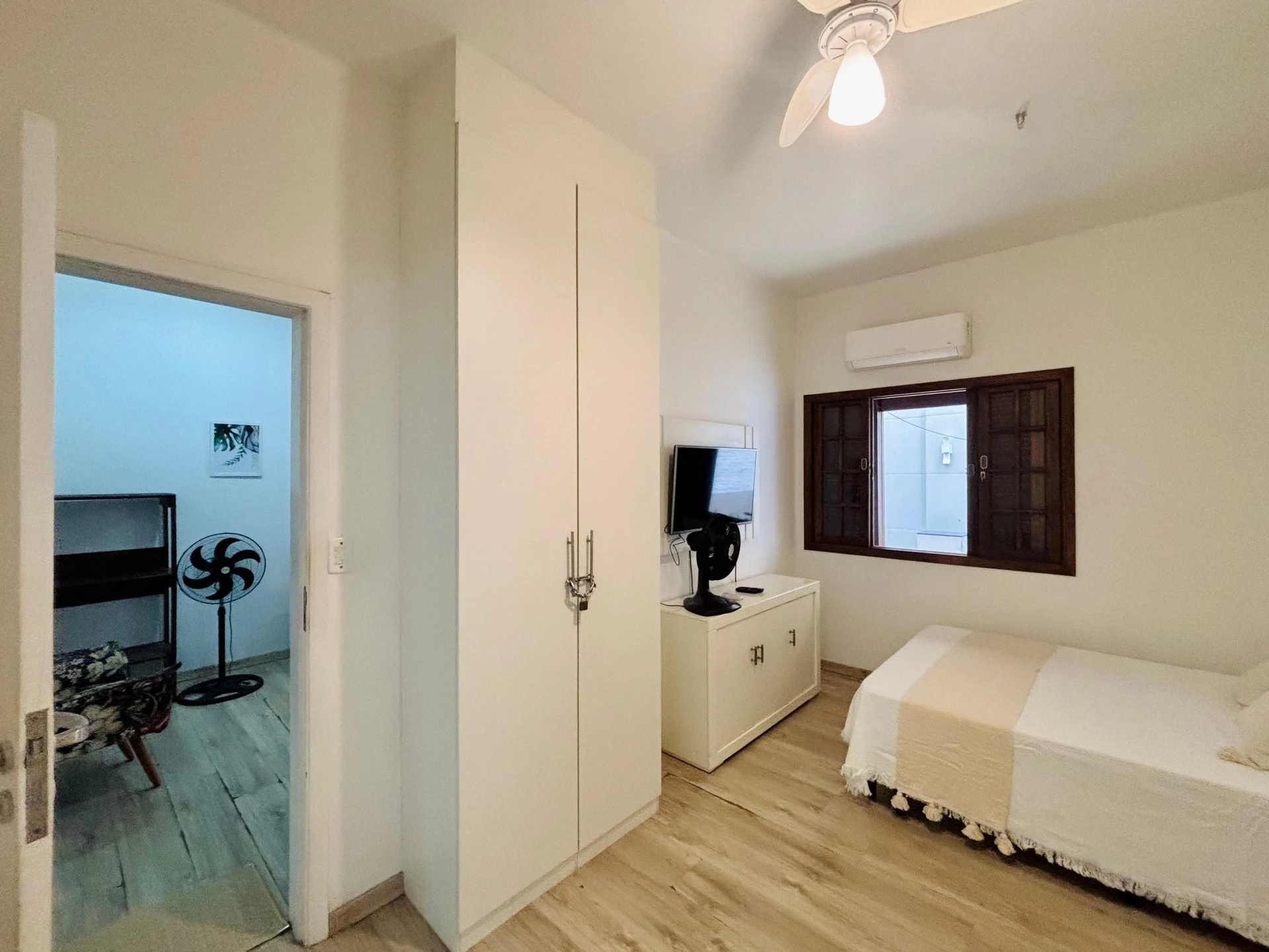 Furnished 2-bedroom, 75 m² apartment in Rio de Janeiro — photo 3