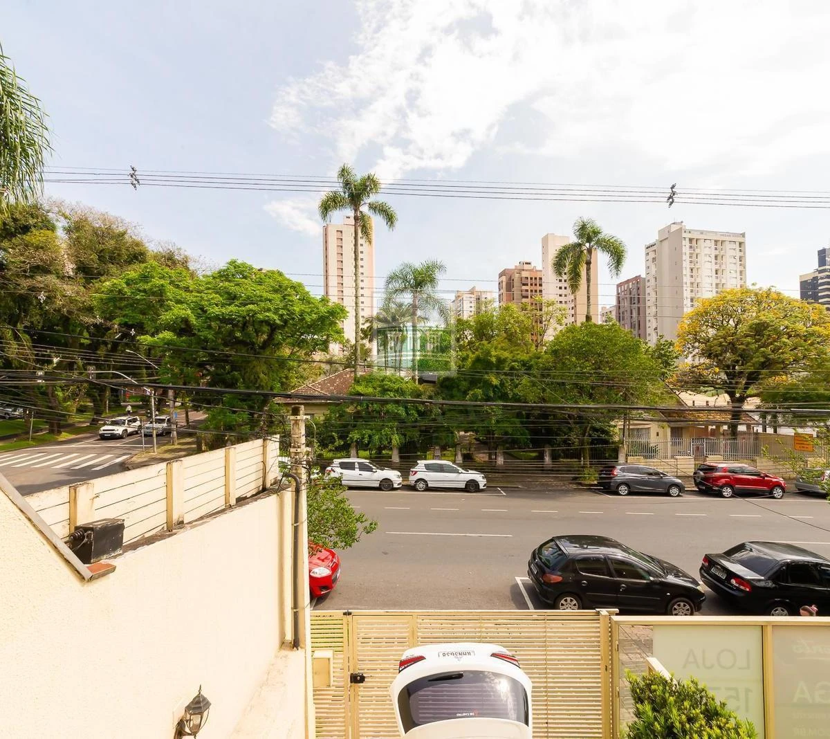 3-bedroom apartment with a washing machine in Curitiba — photo 36
