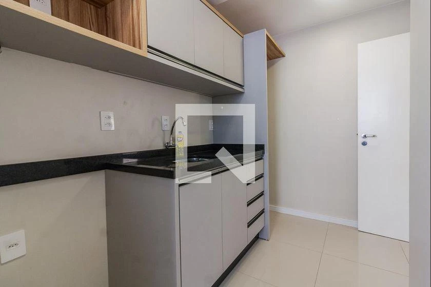 Apartamento sem mobília com 1 quarto e 1 banheiro — photo 17