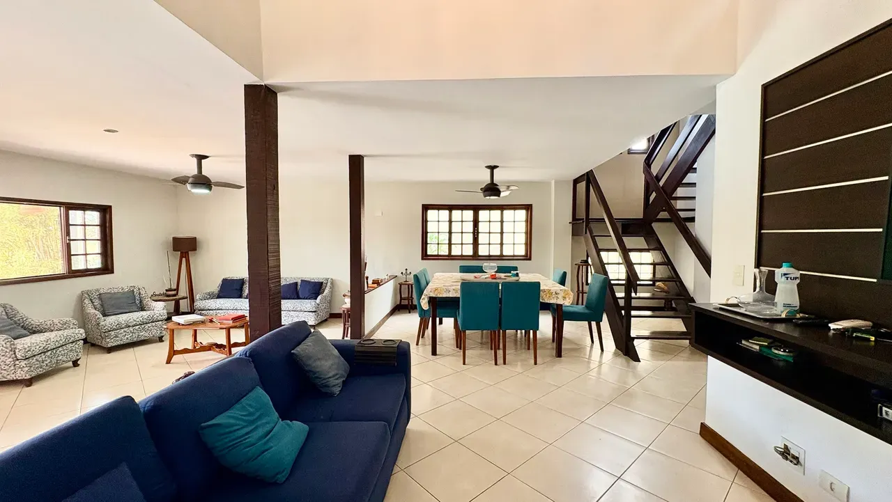 313 m² house with a private pool and a jacuzzi