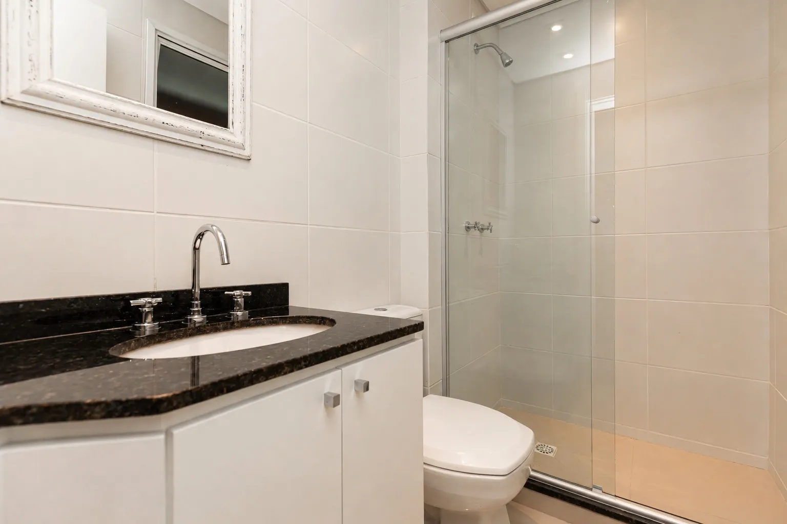 Apartment 432 m² with 3 bedrooms and an open-plan kitchen — photo 6