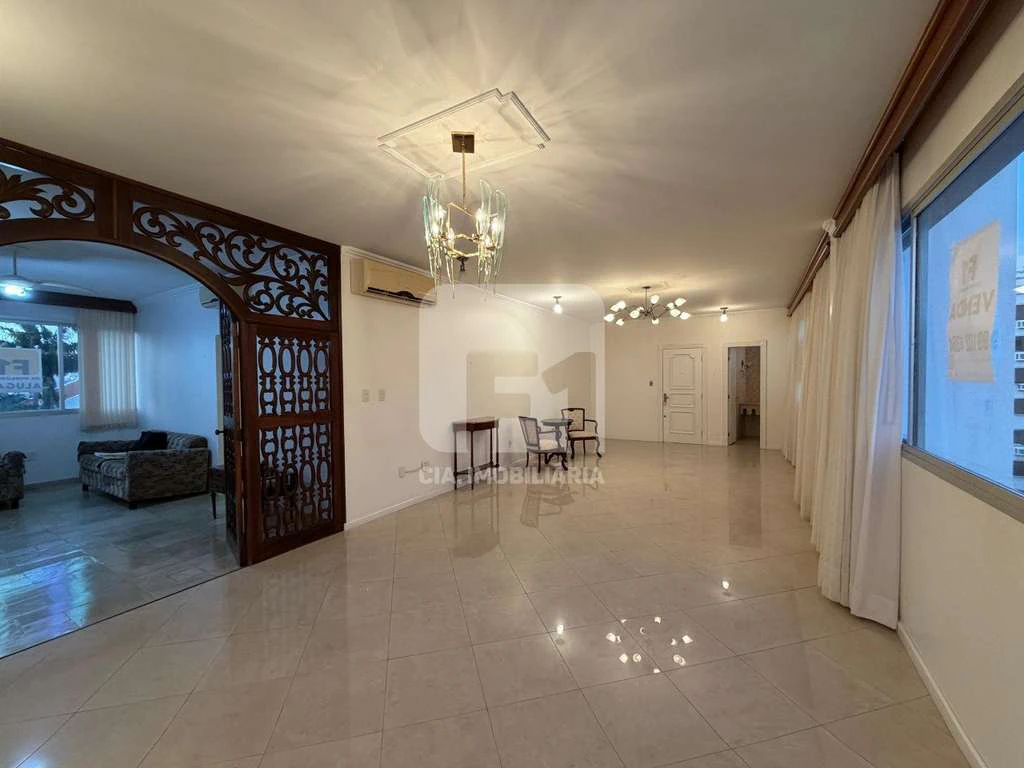 Apartamento de 4 habitaciones con zona de lavandería — photo 4
