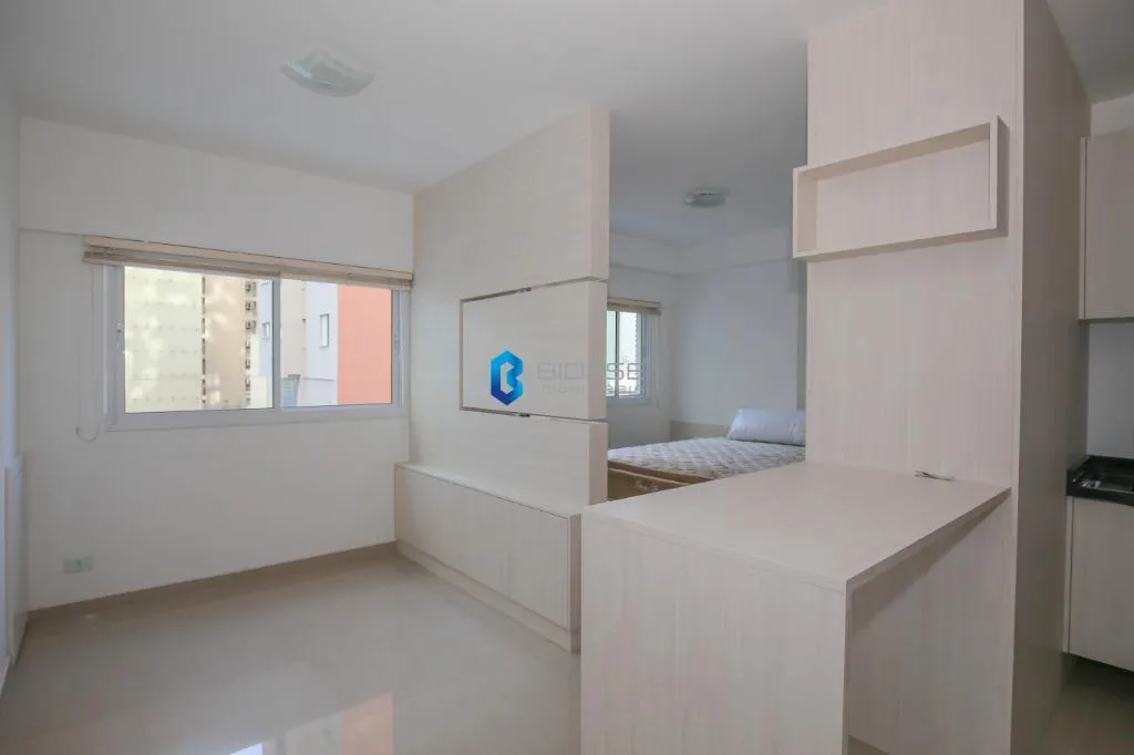 1-bedroom apartment with open kitchen and glass shower — photo 6