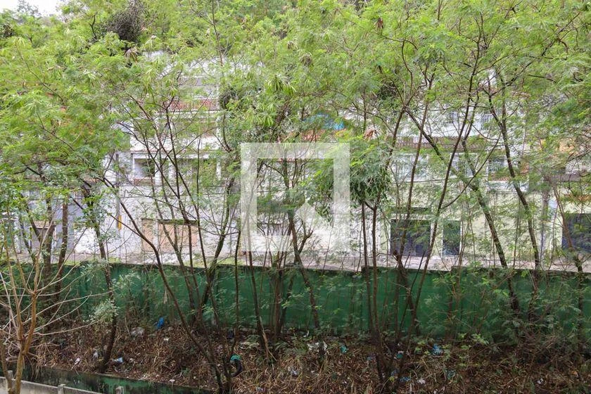 Apartamento mobiliado de 2 quartos em condomínio com piscina — photo 8