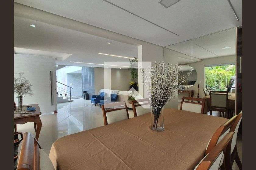 420 m² house with 4 en-suite bedrooms and private garden — photo 17