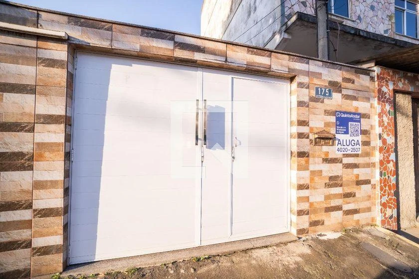 Unfurnished 45 m² house with 2 bedrooms and gas kitchen